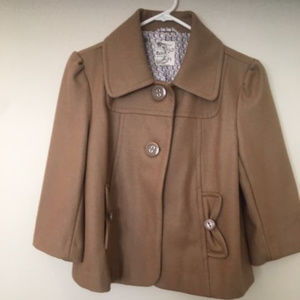 Tulle  1/2 coat wit buttons, size L